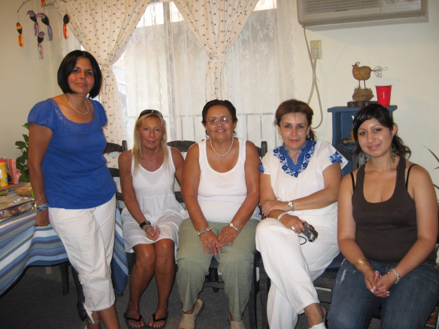 617x456 pixels (115K)